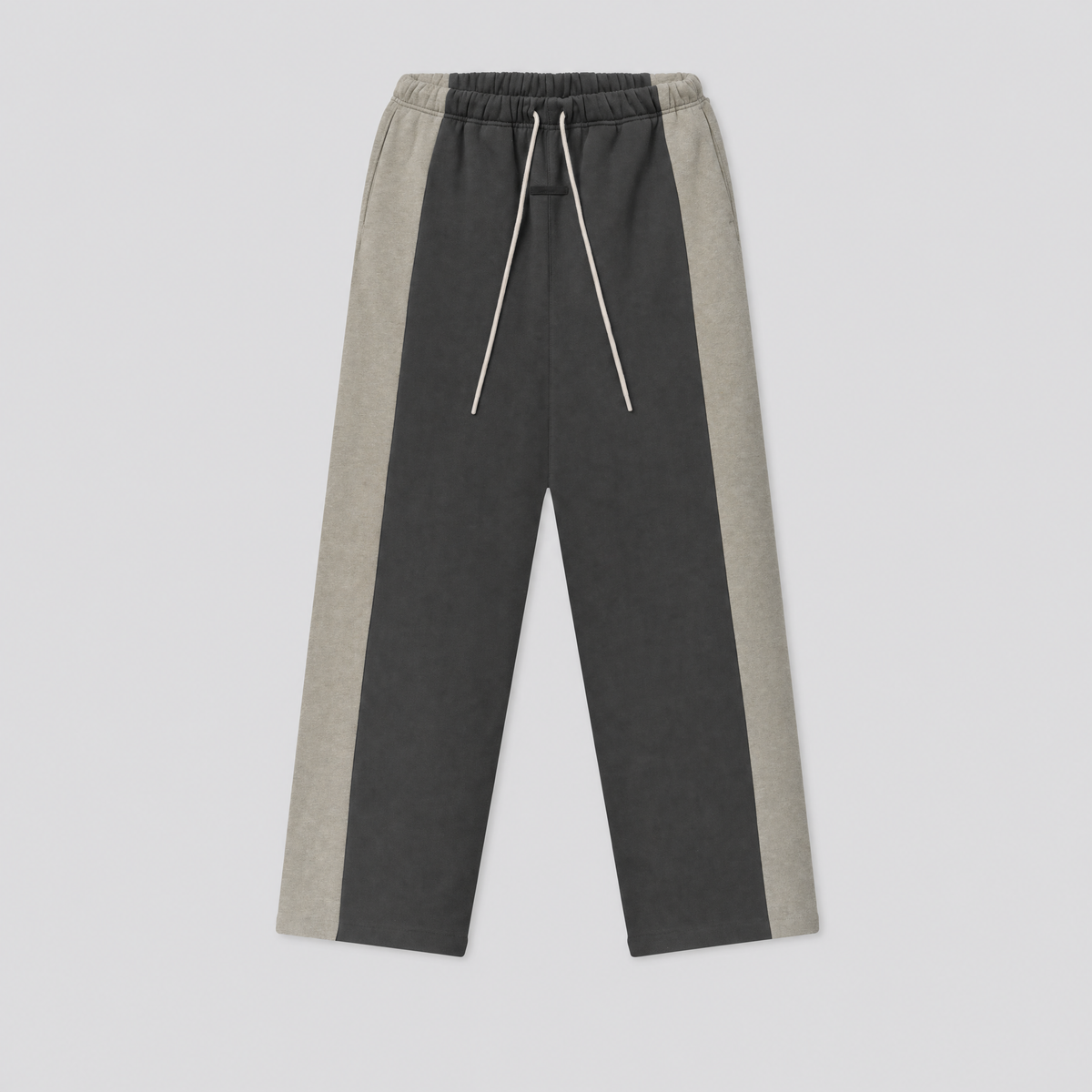 Pantalon large en molleton anthracite, vue de face